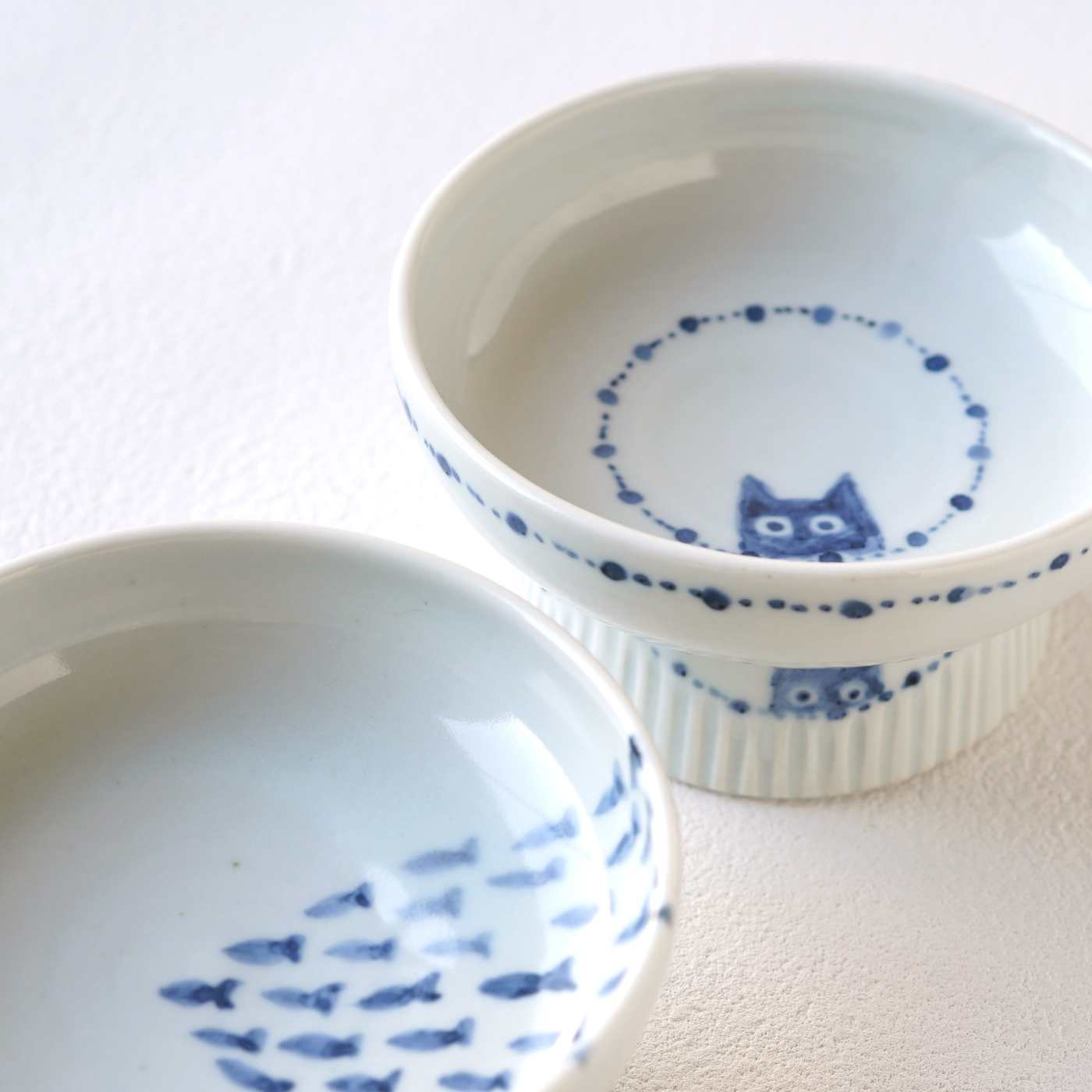 猫の皿や鉢がかわいい食器 稲村真耶（いなむらまや）の作家作品一覧