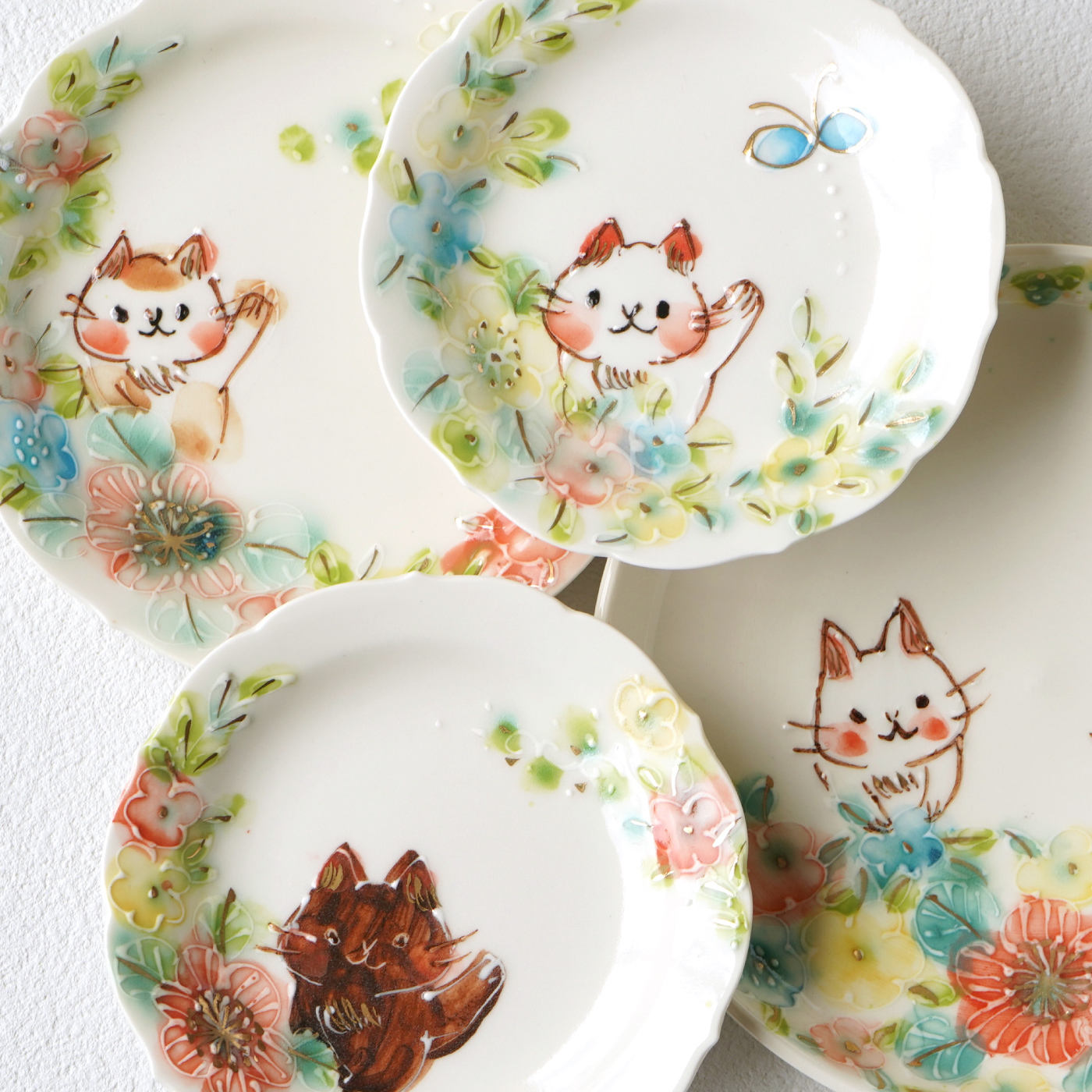 猫の皿や鉢がかわいい食器 内藤加奈子（ないとうかなこ）の作家作品