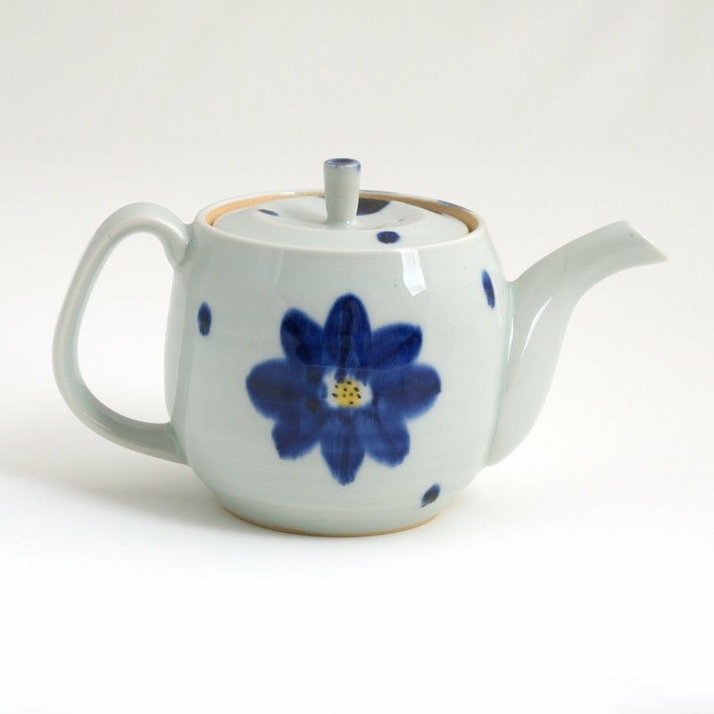 橘吉 TACHIKICHI　京都の陶磁器メーカーの花器で　40年前に購入した良品 橘吉 TACHIKICHI 京都の陶磁器メーカーの花器で 40年前に購入