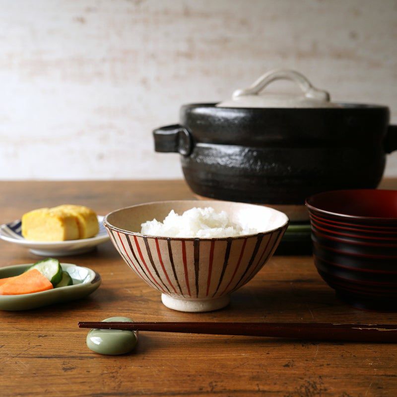ふくふく ごはん鍋（白黒・3合）〈1個〉 信楽焼 | 京都 皿や鉢など和