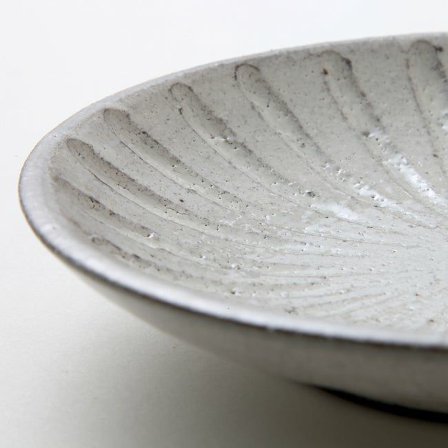 粉引彫文（こひきほりもん） 単品 粉引彫文 中皿〈1枚〉 美濃焼 |皿や