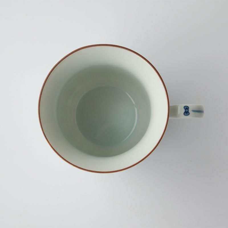ハローキティ ハローキティ 染付間取マグ〈1個〉 |皿や鉢など和 ハローキティ ハローキティ 染付間取マグ〈1個〉 |皿や鉢など和