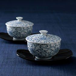 蓋付き 京唐草 お茶呑茶碗（桐箱入）〈5客〉 瀬戸焼 |皿や鉢など和食器