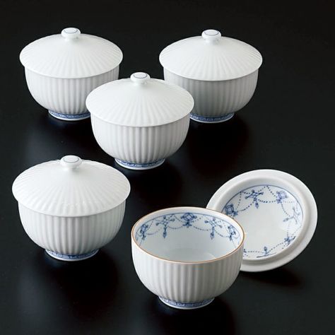 青華瓔珞文 蓋付お茶呑茶碗（桐箱入）〈5客〉 有田焼