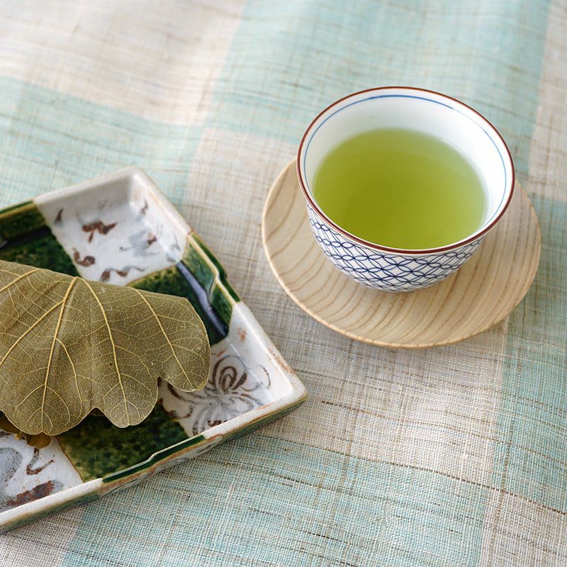 染付七宝文 お茶呑茶碗（桐箱入）〈5個〉 波佐見焼 | 京都 皿や鉢など