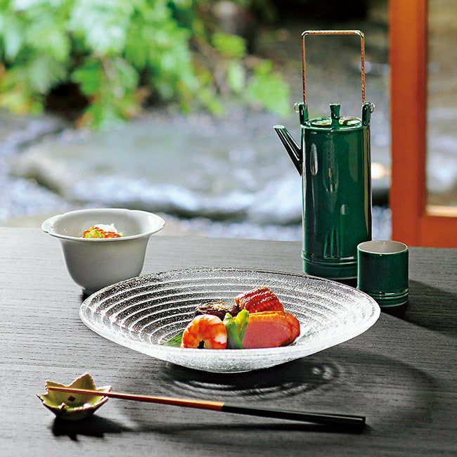 白磁菊彫大皿1枚7700円10枚 （青白磁菊楕円鉢（大） | 鍋島 虎仙窯 