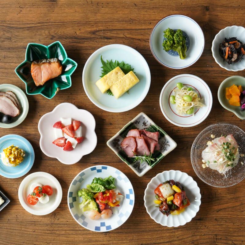 白菊（しらぎく） 白菊 小皿〈5枚〉 美濃焼 |皿や鉢など和食器の通販は京都のたち吉（TACHIKICHI/橘吉）|Japanese  tableware・日本餐具