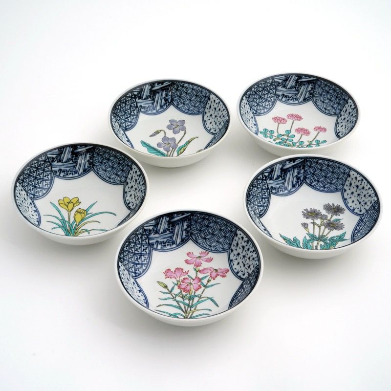 九谷焼 伝統柄 【九谷焼】4.5号小鉢揃 草花絵変り〈5個〉 |皿や鉢など 