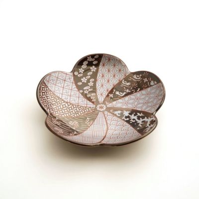 matsuko様ご依頼品　幸楽窯　錦銀彩捻り梅形銘々皿　4点セット matsuko様ご依頼品 幸楽窯 錦銀彩捻り梅形銘々皿 4点セット