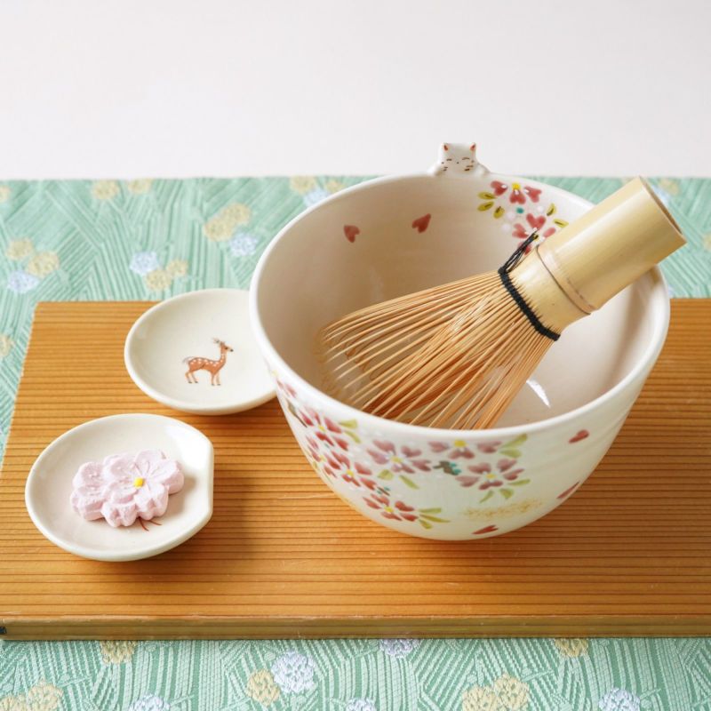 京焼・清水焼（京都府） 【京焼・清水焼】桜ねこ 抹茶碗〈1個