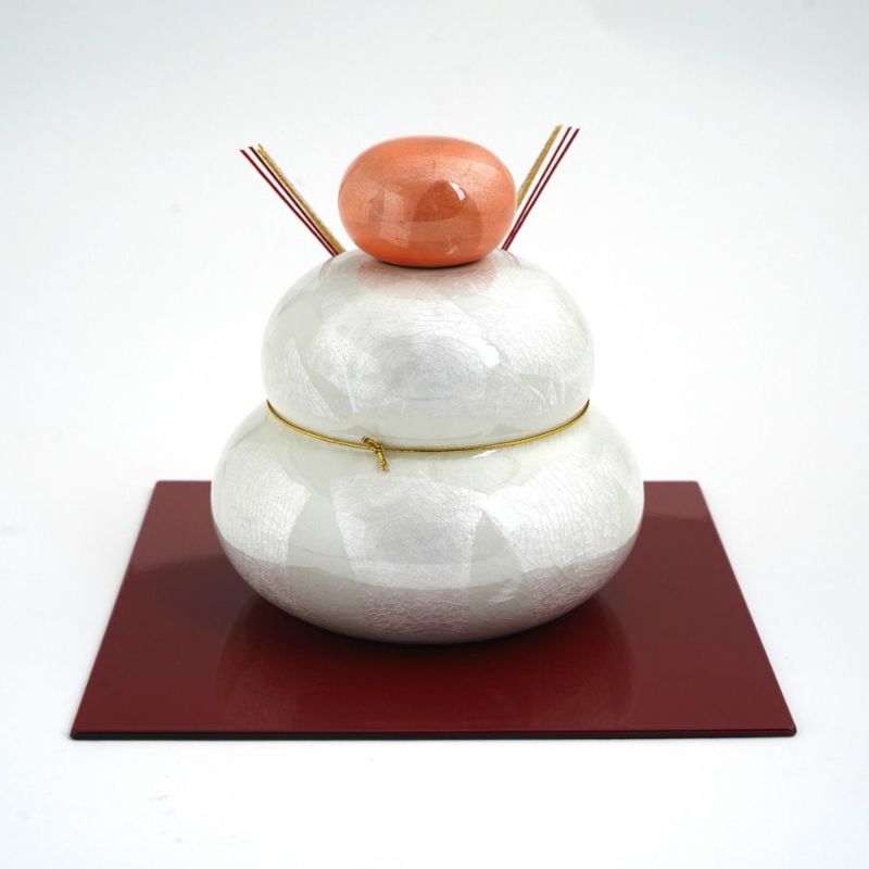 九谷焼（石川県） 【九谷焼】釉裏銀彩 鏡餅〈1個〉 |皿や鉢など和食器