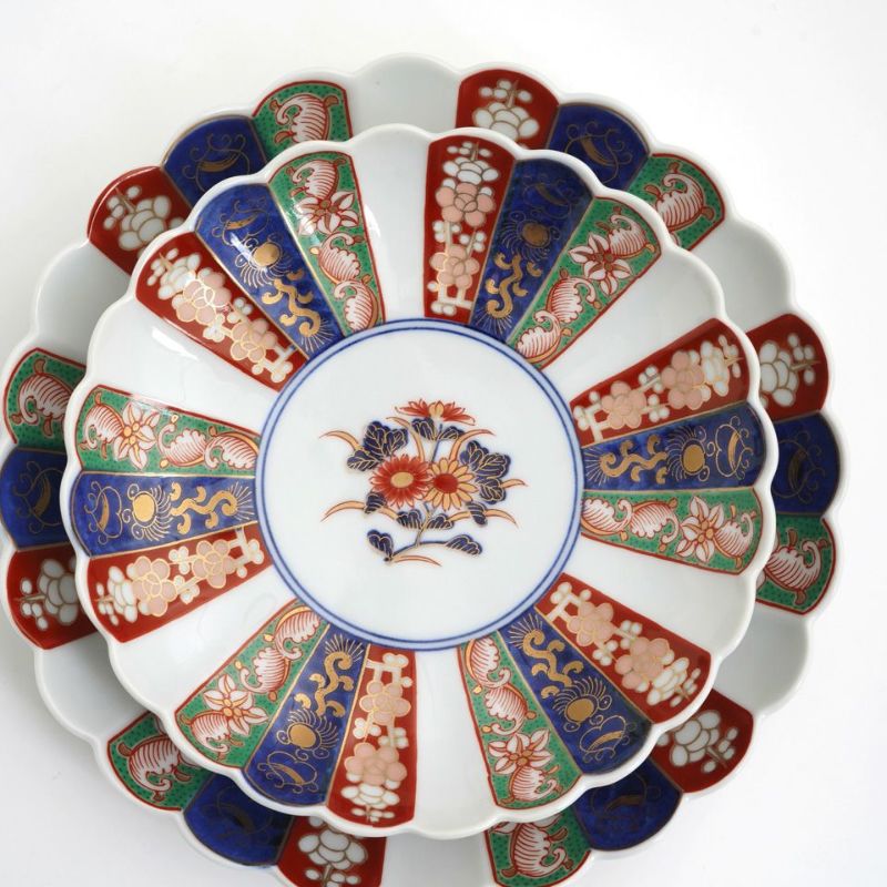 古伊万里シリーズ 【波佐見焼】見込菊花紋 5号皿〈1枚〉 |皿や鉢など和