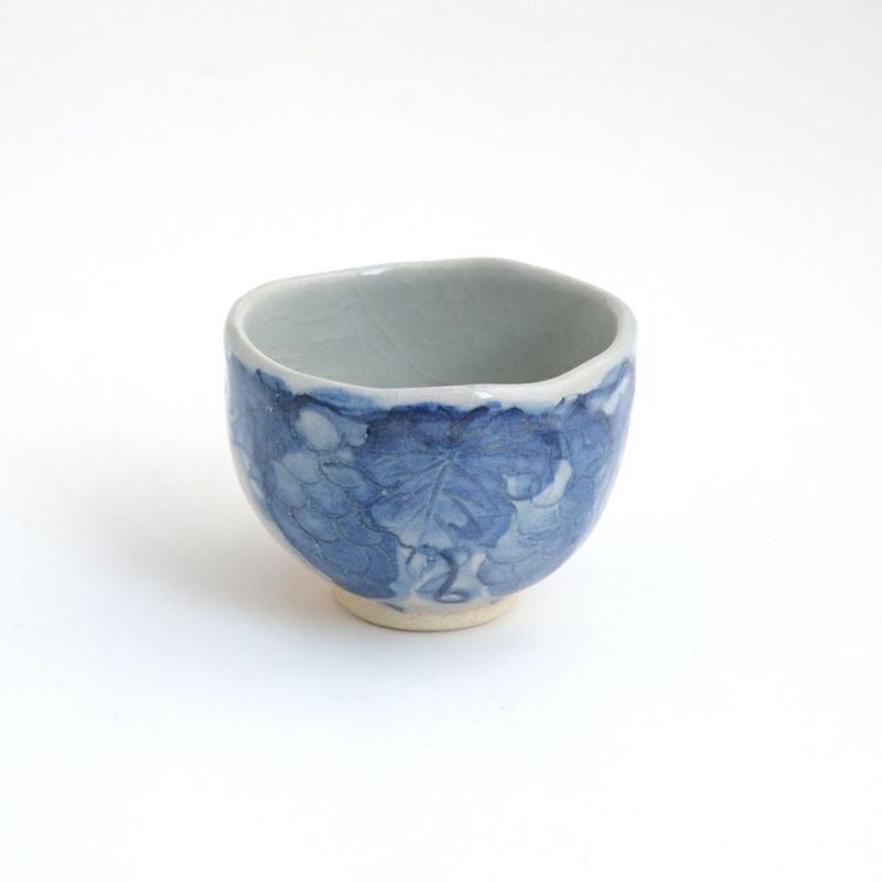 登り窯作品 【森里龍生】染付葡萄ぐい呑〈1個〉 |皿や鉢など和食器の